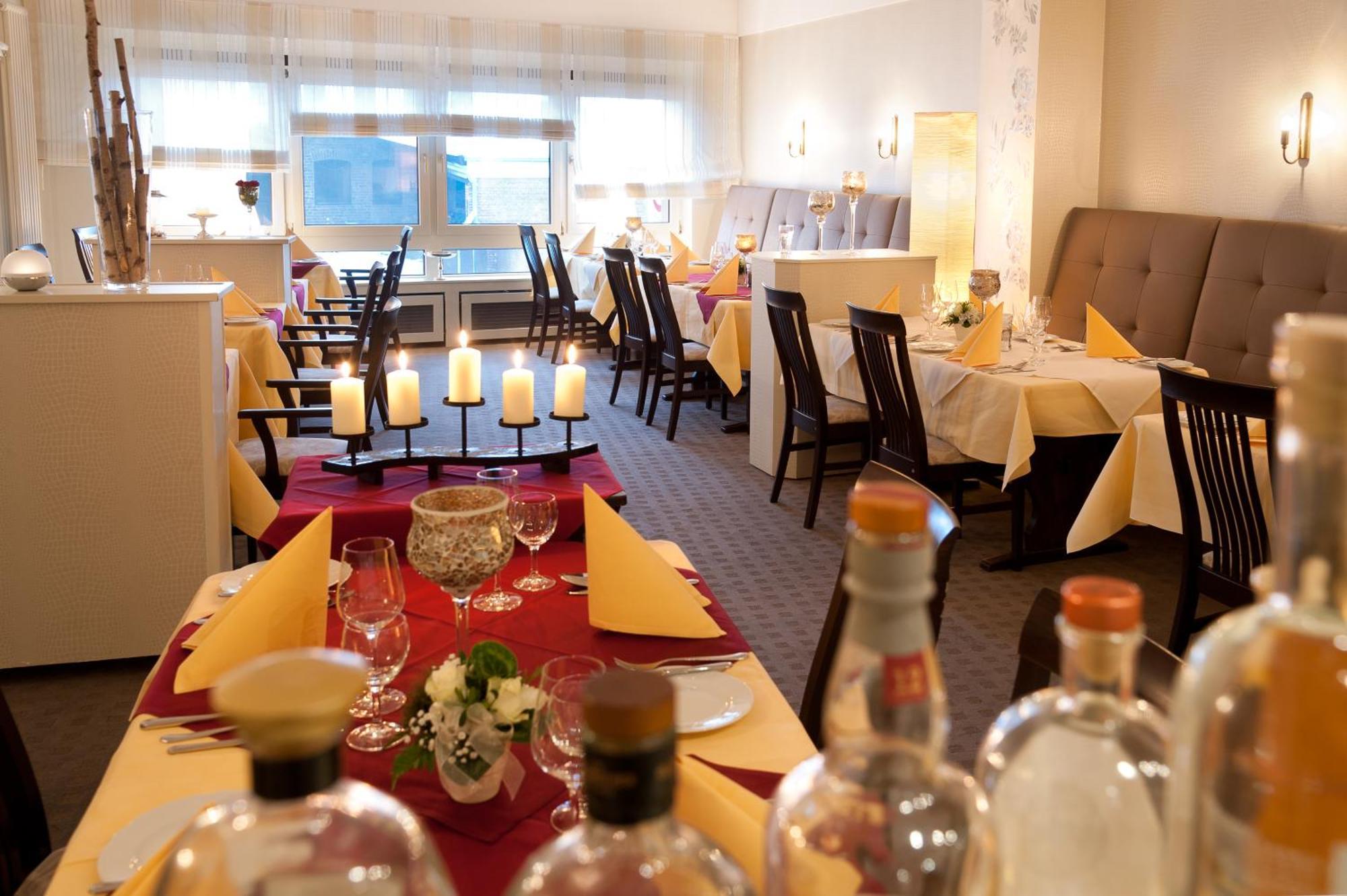 Hotel Rosenflora Nideggen Buitenkant foto