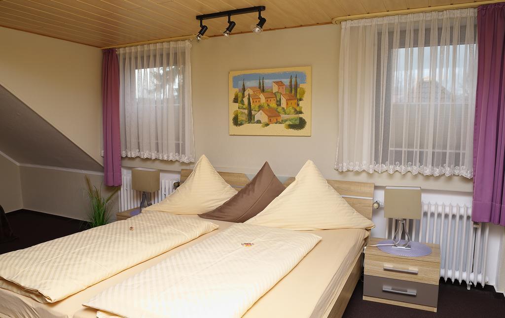Hotel Rosenflora Nideggen Buitenkant foto