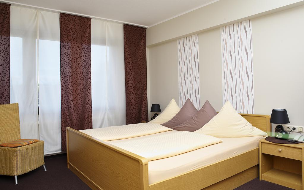 Hotel Rosenflora Nideggen Buitenkant foto
